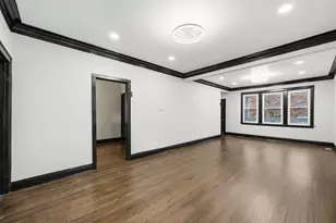 8418 S Essex Ave, Chicago, IL 60617 - Photo 15
