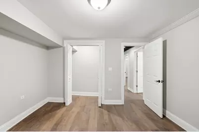 8418 S Essex Avenue, Chicago, IL 60617 - Photo 25