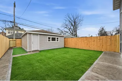8418 S Essex Avenue, Chicago, IL 60617 - Photo 5