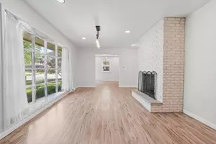1519 Harrington Dr, Champaign, IL 61821 - Photo 9