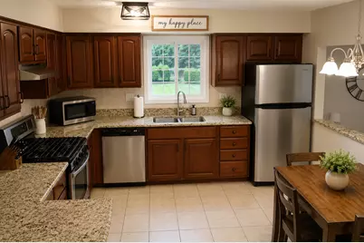 620 Iroquois Avenue, Naperville, IL 60563 - Photo 9