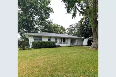 205 E Pleasant Avenue, Sandwich, IL 60548 - Photo 1