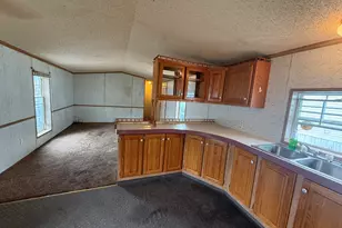 1712 S Dixie Hwy, Crete, IL 60417 - Photo 13
