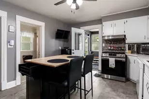 1019 17th St, Rockford, IL 61104 - Photo 11