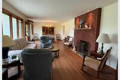 6206 Haligus Road, Woodstock, IL 60098 - Photo 3