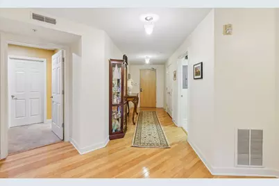 640 Robert York Avenue #308, Deerfield, IL 60015 - Photo 3
