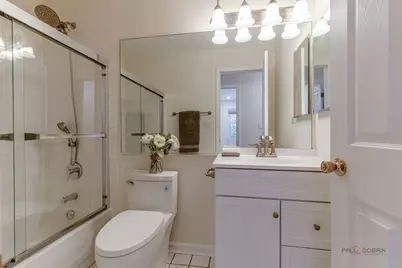 589 Marseilles Circle, Buffalo Grove, IL 60089 - Photo 23