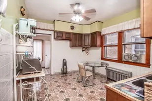 5425 N Linder Ave, Chicago, IL 60630 - Photo 9