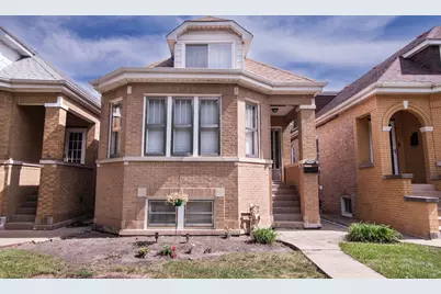 5425 N Linder Avenue, Chicago, IL 60630 - Photo 1