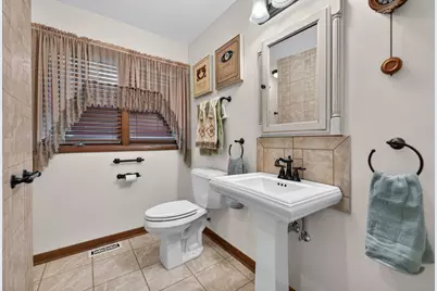 304 E Irving Park Road, Roselle, IL 60172 - Photo 21