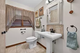 304 E Irving Park Rd, Roselle, IL 60172 - Photo 21