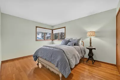 304 E Irving Park Road, Roselle, IL 60172 - Photo 25