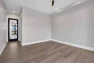23 N Green St, Chicago, IL 60607 - Photo 13