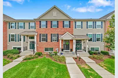 586 Cimmaron Circle, Crystal Lake, IL 60012 - Photo 1