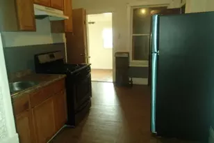 923 N Kedvale Ave, Chicago, IL 60651 - Photo 9