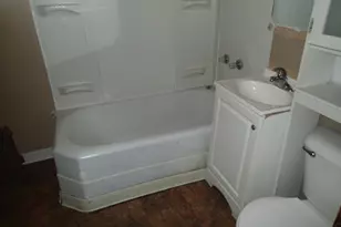 923 N Kedvale Ave, Chicago, IL 60651 - Photo 5