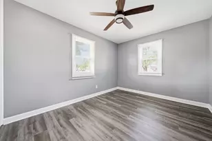 17617 Burnham Ave, Lansing, IL 60438 - Photo 13