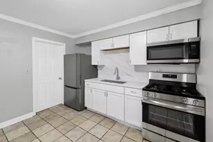 3240 Elisha Ave, Zion, IL 60099 - Photo 9