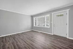 3240 Elisha Ave, Zion, IL 60099 - Photo 5