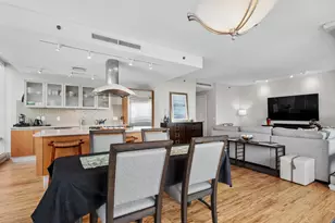 340 E Randolph St, Chicago, IL 60601 - Photo 7