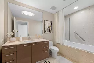 340 E Randolph St, Chicago, IL 60601 - Photo 13