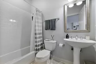 1355 W Washington Blvd, Chicago, IL 60607 - Photo 13