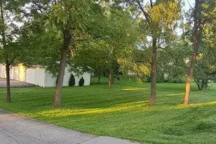 177 E Francis Rd, New Lenox, IL 60451 - Photo 5