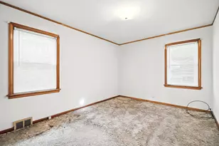 7433 N Oriole Ave, Chicago, IL 60631 - Photo 11