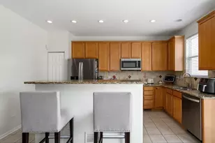 5566 Cloverdale Rd, Hanover Park, IL 60133 - Photo 11