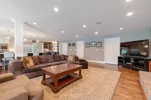 1685 Clover Dr, Inverness, IL 60067 - Photo 19