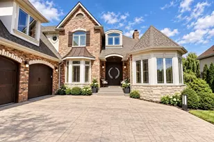 11910 Bates Ct, Orland Park, IL 60467 - Photo 3
