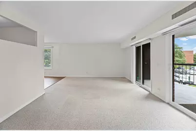 1505 E Central Road #216B, Arlington Heights, IL 60005 - Photo 11