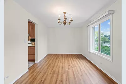 1505 E Central Road #216B, Arlington Heights, IL 60005 - Photo 7