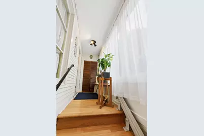 1721 W Foster Avenue, Chicago, IL 60640 - Photo 7