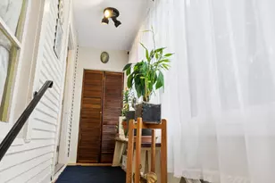 1721 W Foster Ave, Chicago, IL 60640 - Photo 7