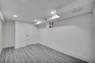 1146 E 90th St, Chicago, IL 60619 - Photo 19