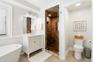 428 W Wellington Ave, Chicago, IL 60657 - Photo 15