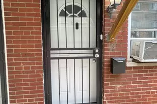 7208 S East End Ave, Chicago, IL 60649 - Photo 1