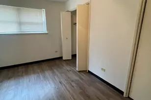 7208 S East End Ave, Chicago, IL 60649 - Photo 5