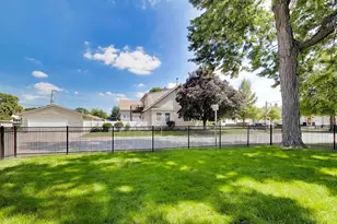 7720 W 65th Pl, Bedford Park, IL 60501 - Photo 33