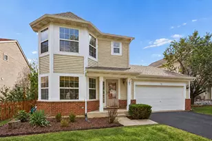 31 Kenilworth Ave, Romeoville, IL 60446 - Photo 1