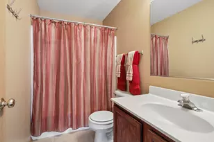 31 Kenilworth Ave, Romeoville, IL 60446 - Photo 11