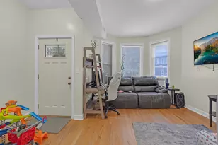 1624 N Tripp Ave, Chicago, IL 60639 - Photo 9