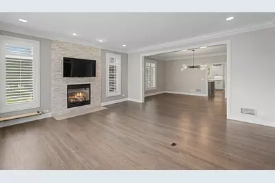 2 N Smith Street, Palatine, IL 60067 - Photo 5
