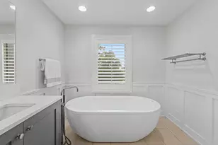 2 N Smith St, Palatine, IL 60067 - Photo 23