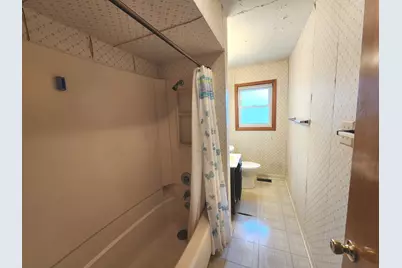 325 Spruce Lane, Elk Grove Village, IL 60007 - Photo 15