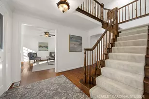 2071 Chatham Dr, Wheaton, IL 60189 - Photo 5