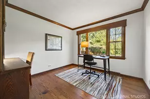 2071 Chatham Dr, Wheaton, IL 60189 - Photo 7