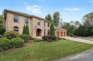 1 Golfview Ln, Frankfort, IL 60423 - Photo 3