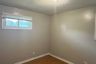 2209 Madonna Ave, Joliet, IL 60436 - Photo 11
